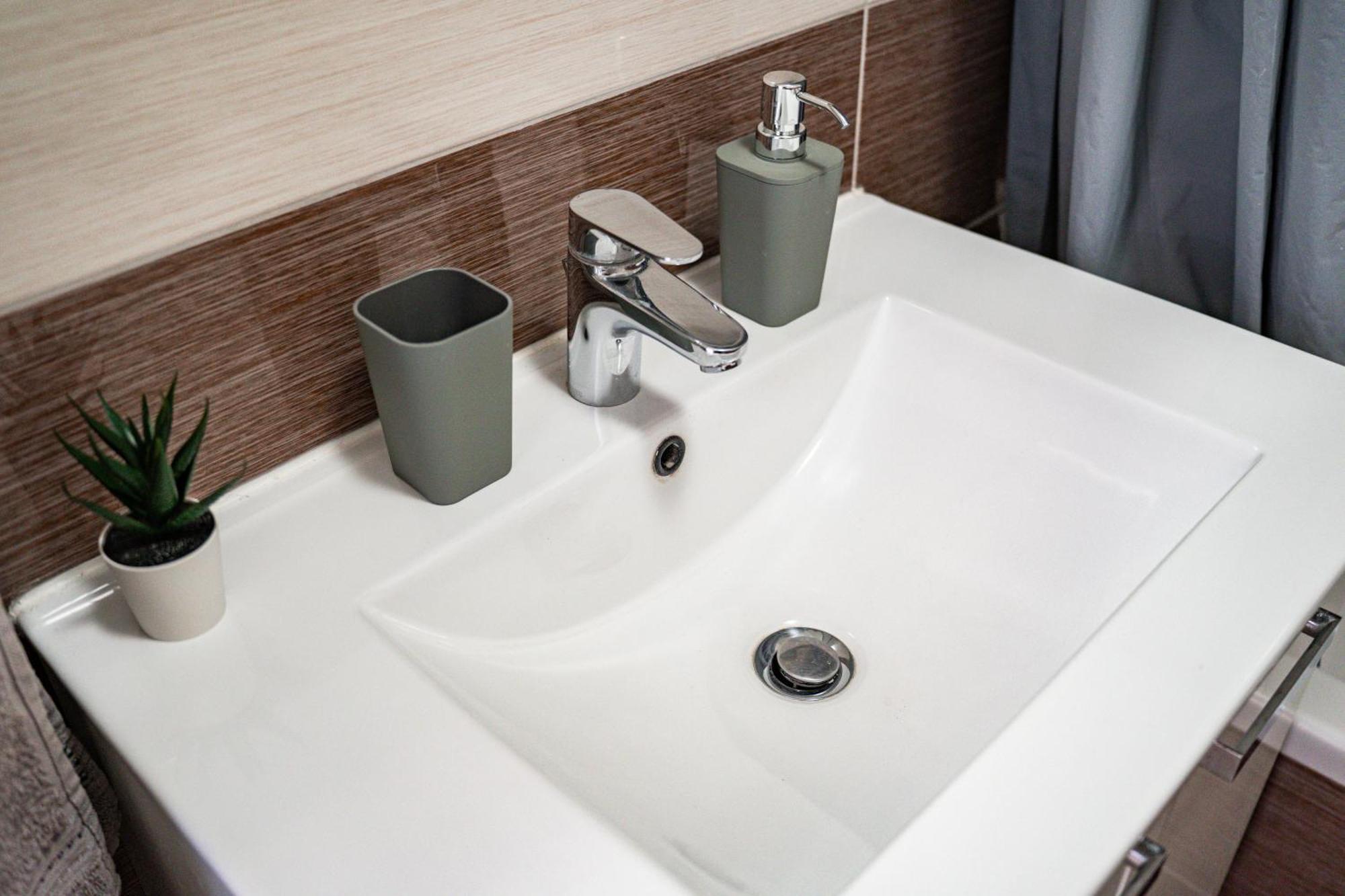 Apartman Hendrix ซาเกร็บ ภายนอก รูปภาพ