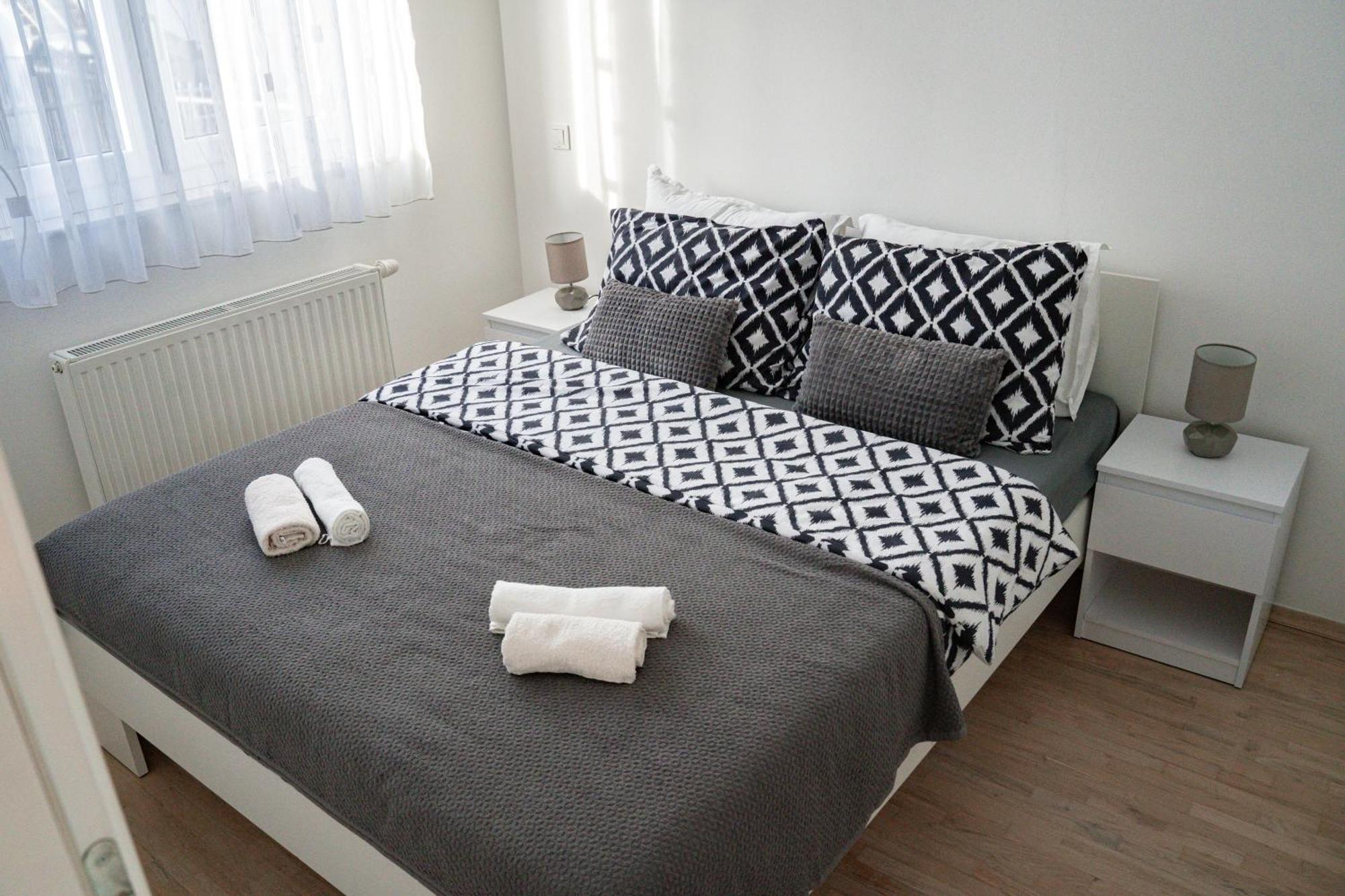 Apartman Hendrix ซาเกร็บ ภายนอก รูปภาพ